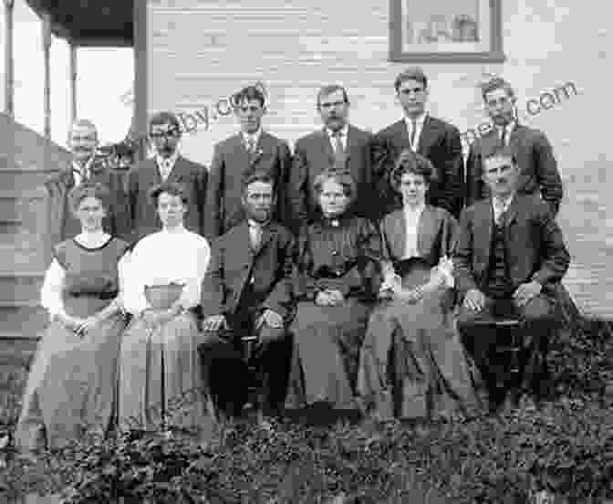 Black And White Family Portrait Of The De La Cruz Family In New York City, Circa 1920s They Were Legal: Balzac Y Lopez: The History Of An Hispanic Family New York 1901 1960